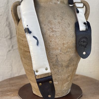 Sangle guitare. Basse. Little cow