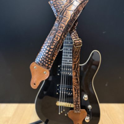 Sangle guitare. Basse. Red croco