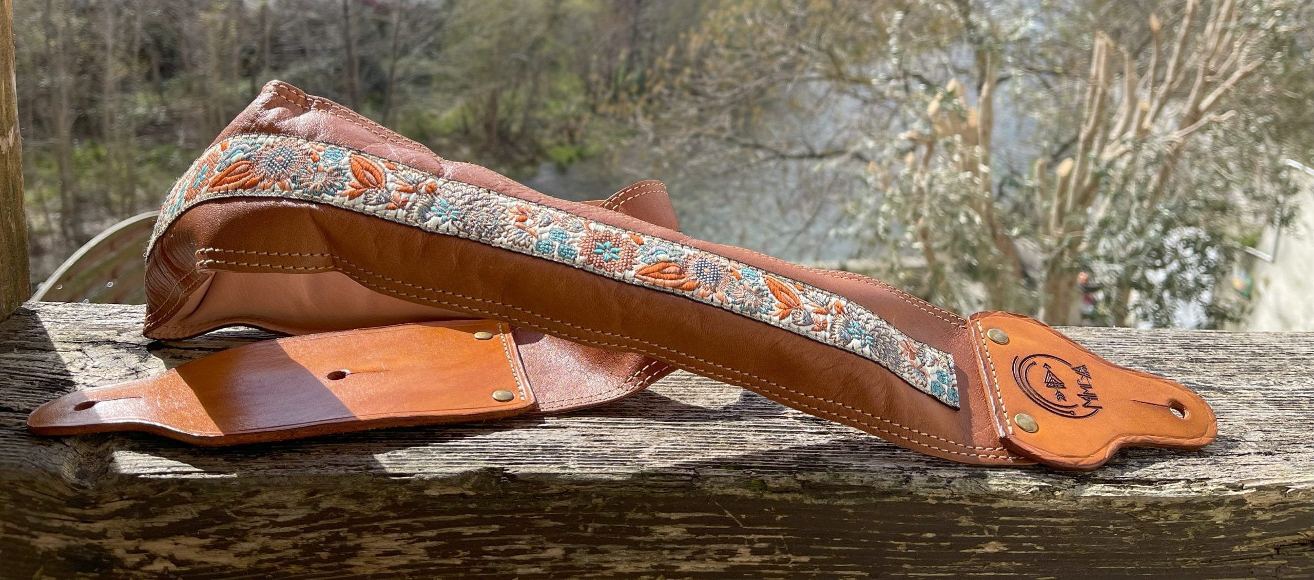 Courroies d'éperons western florales en cuir | La Chambrière